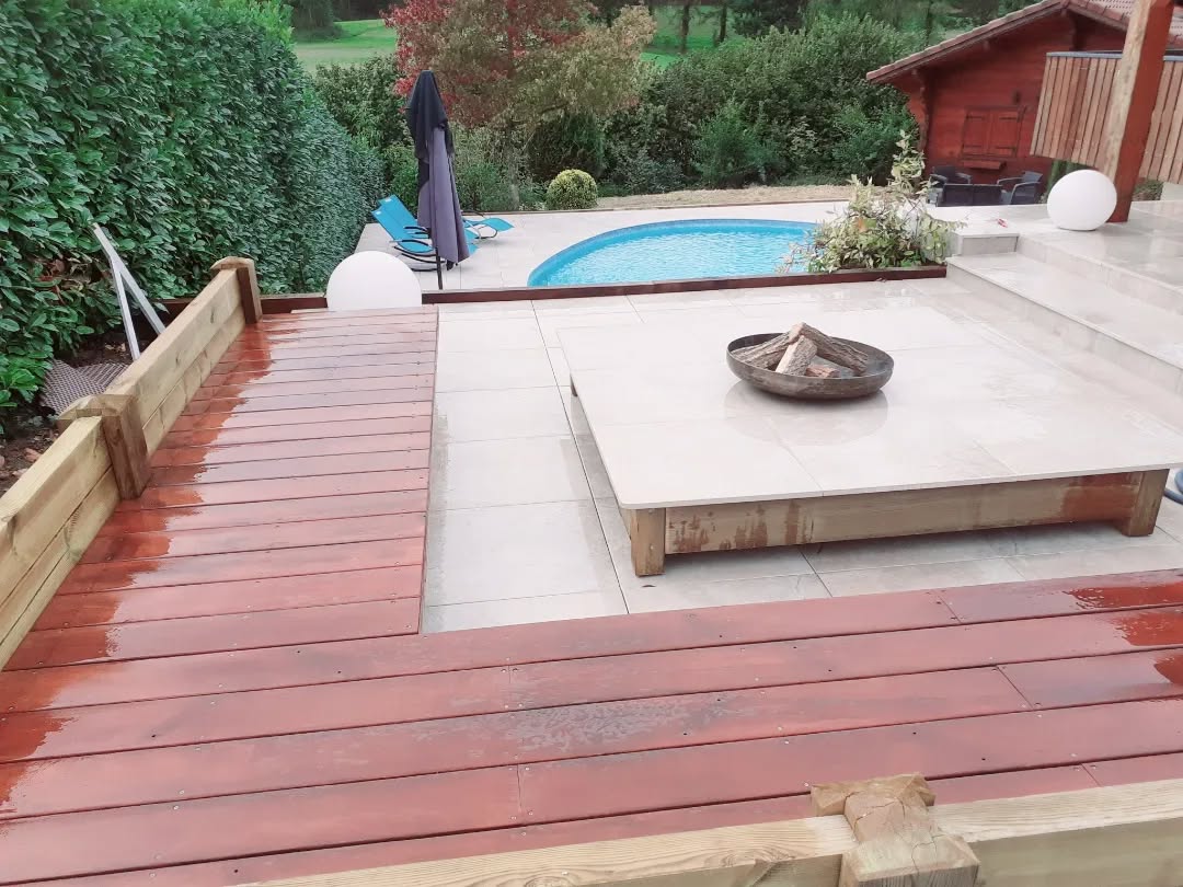Fire pit installed on the coffee table